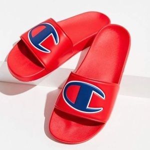 Champion Pool Slides Sz 9  NWT